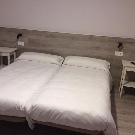 La Casa De Los Soportales Mansilla de las Mulas Eksteriør billede