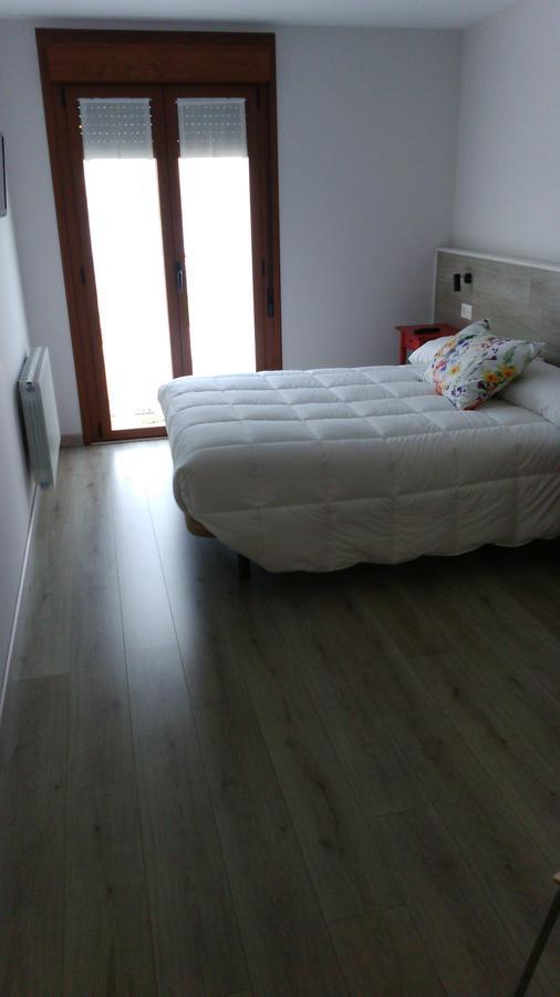 La Casa De Los Soportales Mansilla de las Mulas Eksteriør billede